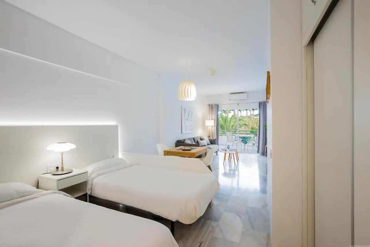White Studio - La Caleta Costa Adeje